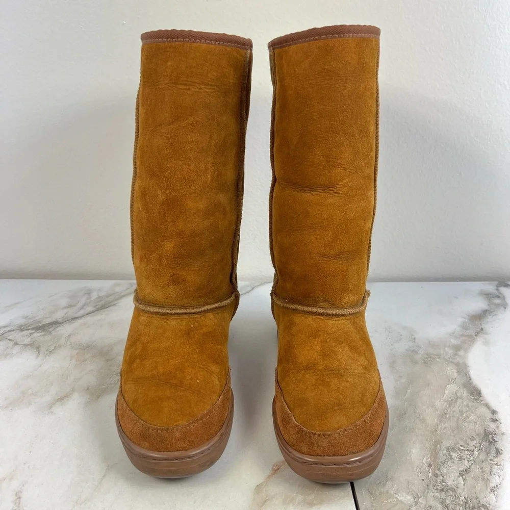 VTG UGG Wmn's Ultimate Tall Tasman Braided Brown Suede Shearling Winter Boots, 7